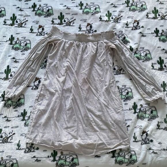 Express pin stripe mini off shoulder summer womens dress size M - Picture 3 of 10